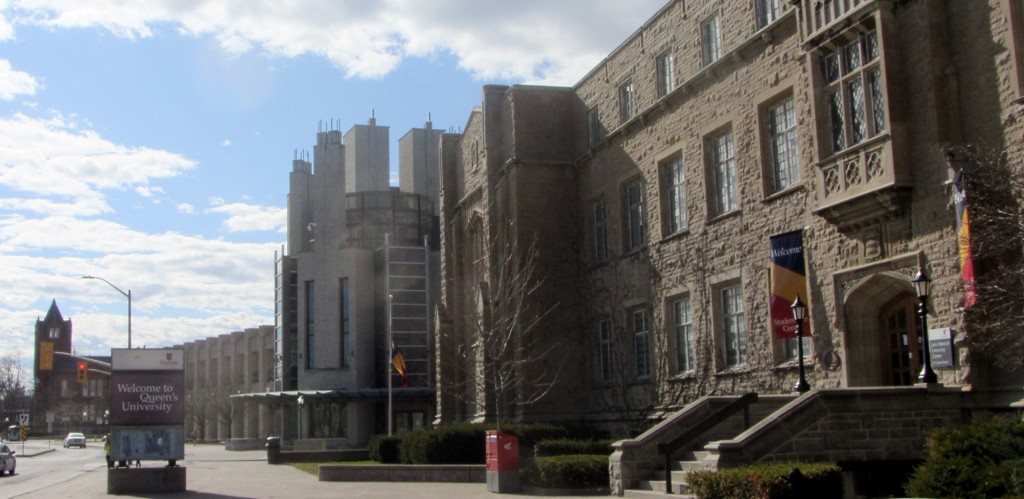 Welcome at Queen's University. Stauffer Library.